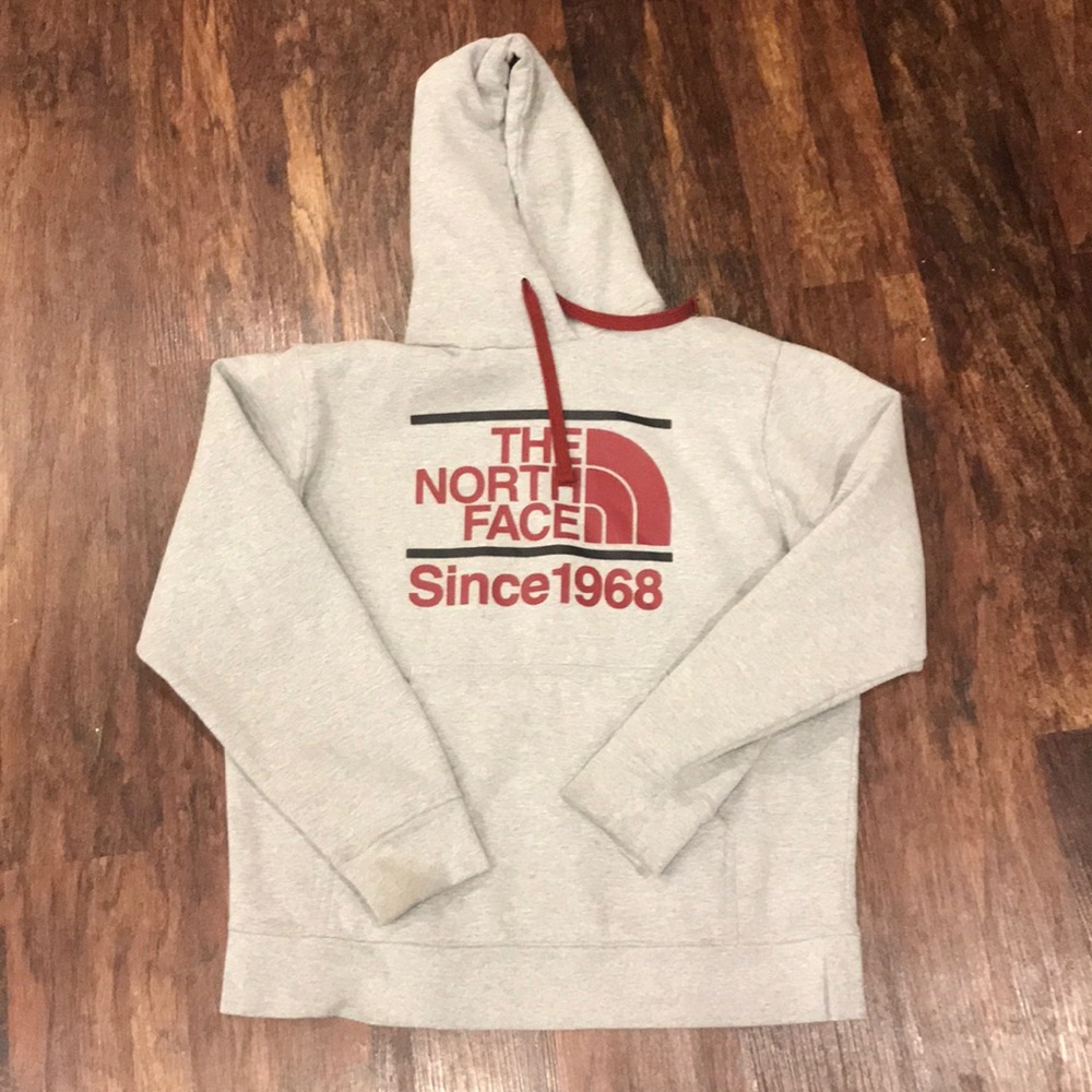 Men’s size large Northface Sweatshirt